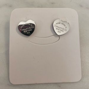 Return to Tiffany and co heart earings